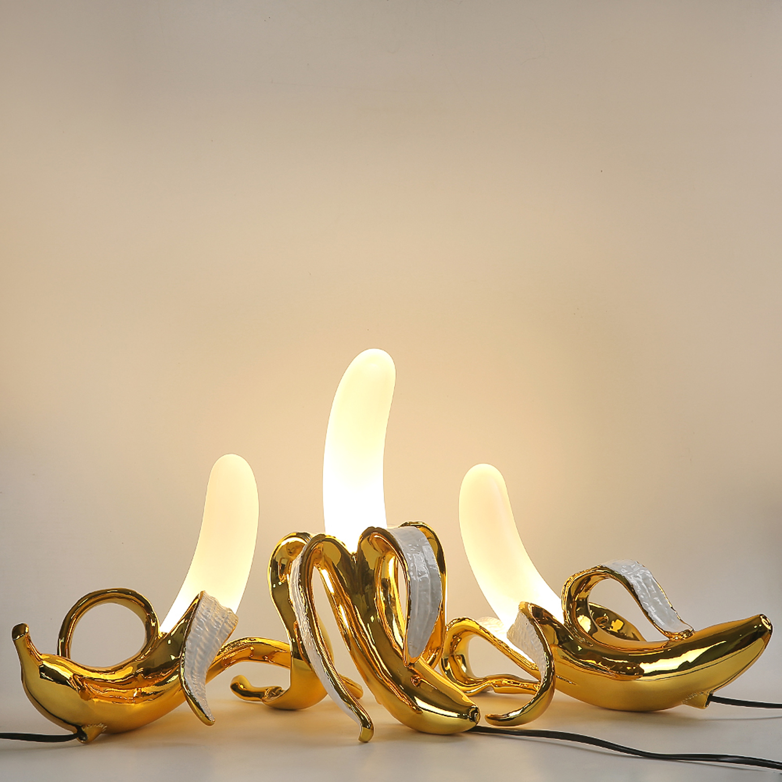 LAZHUG Modern Plated Resin Banana Table Lamp Light Novelty Plug in